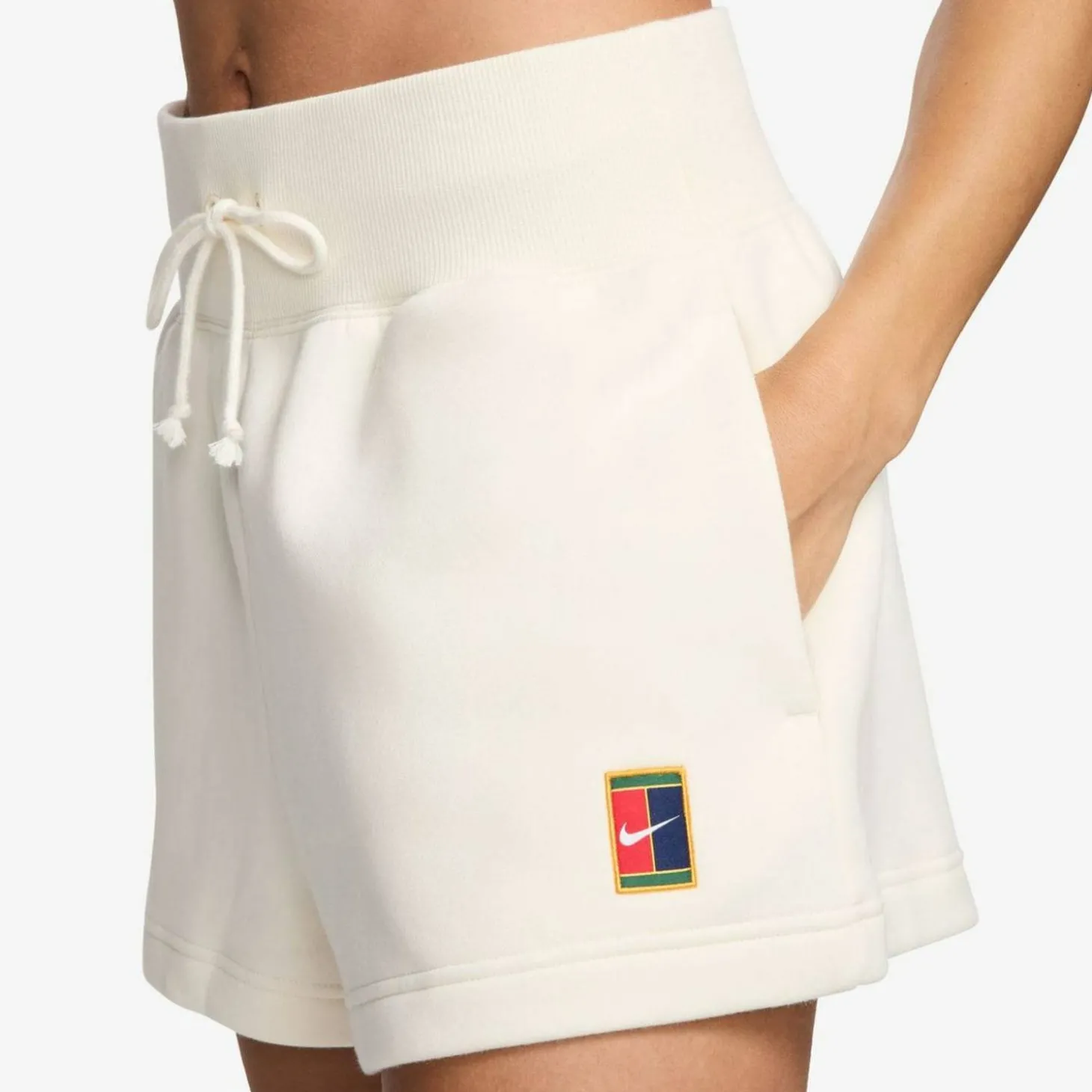 Court Phoenix High-Waisted Loose Damen Shorts