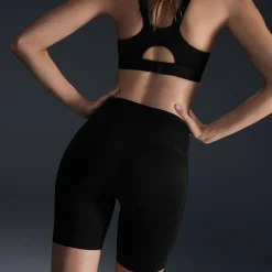 Go Firm-Support Mid-Rise 8" Biker with Pockets Damen Shorts