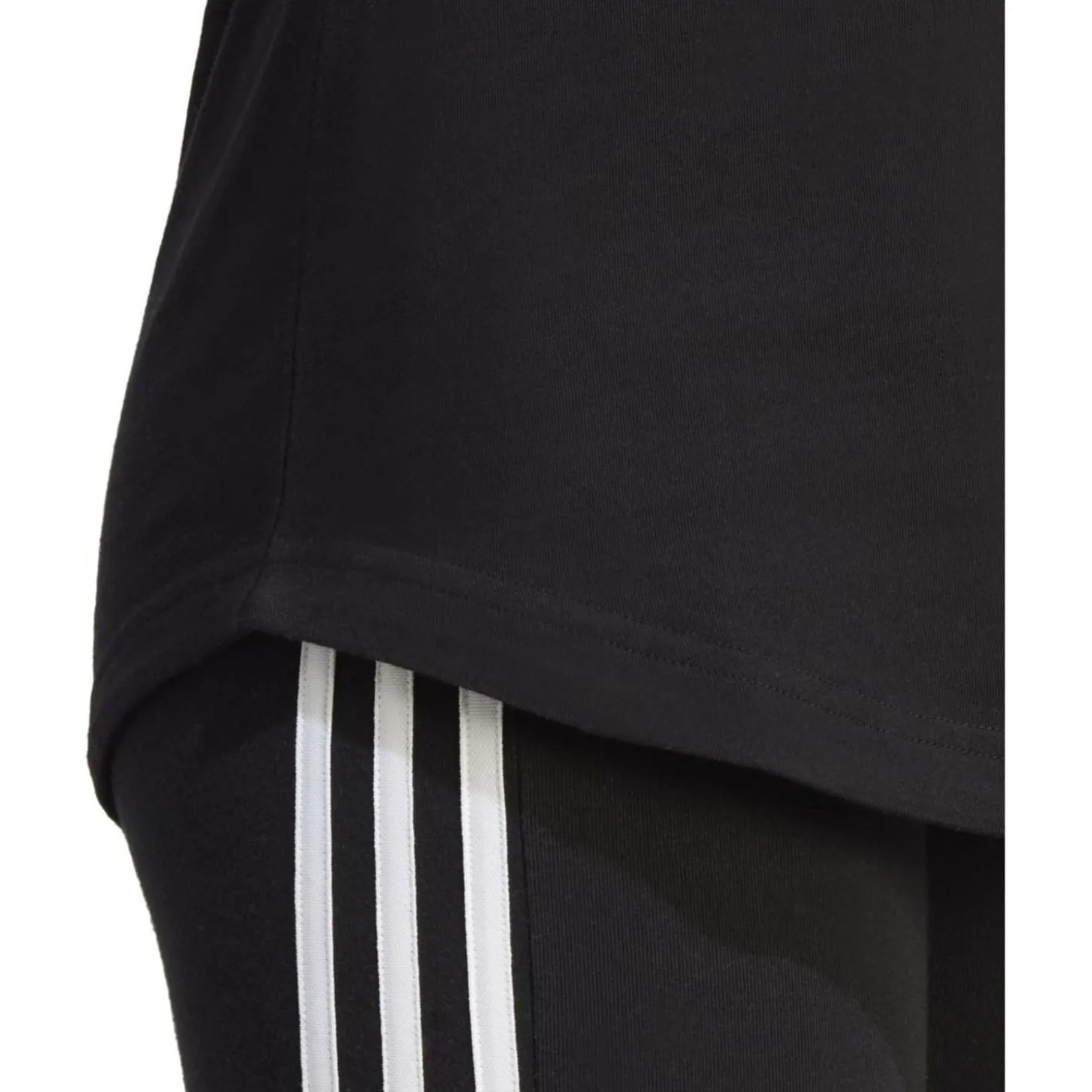 Loungewear Essentials Loose Logo Damen T-Shirt