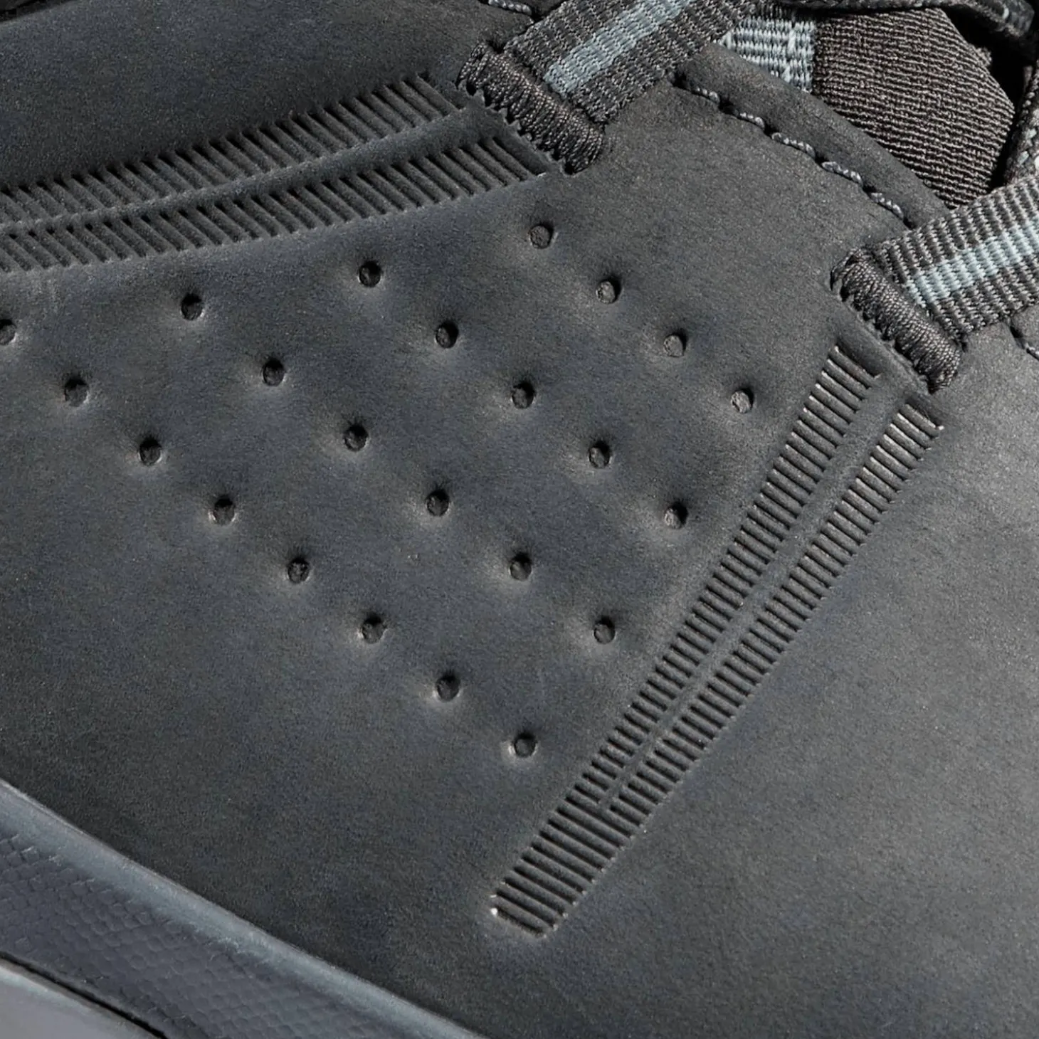 Nova IV Mid GTX Damen Multifunktionsschuhe