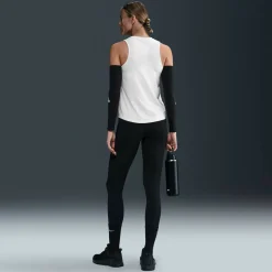 One Classic Dri-Fit Damen T-Shirt