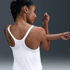 One Classic Dri-Fit Strappy Damen T-Shirt