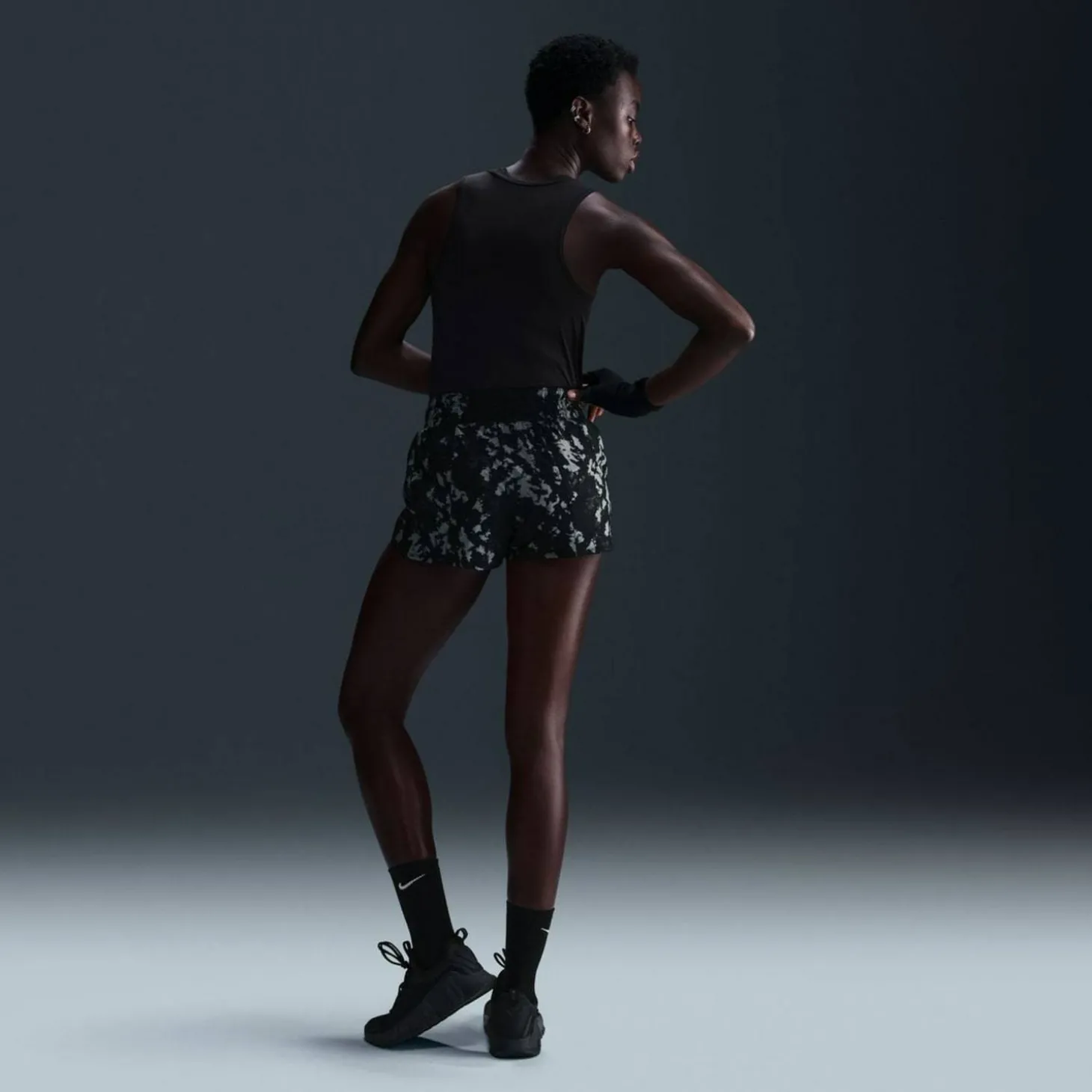 One Dri-Fit -Lined Printed Damen Shorts