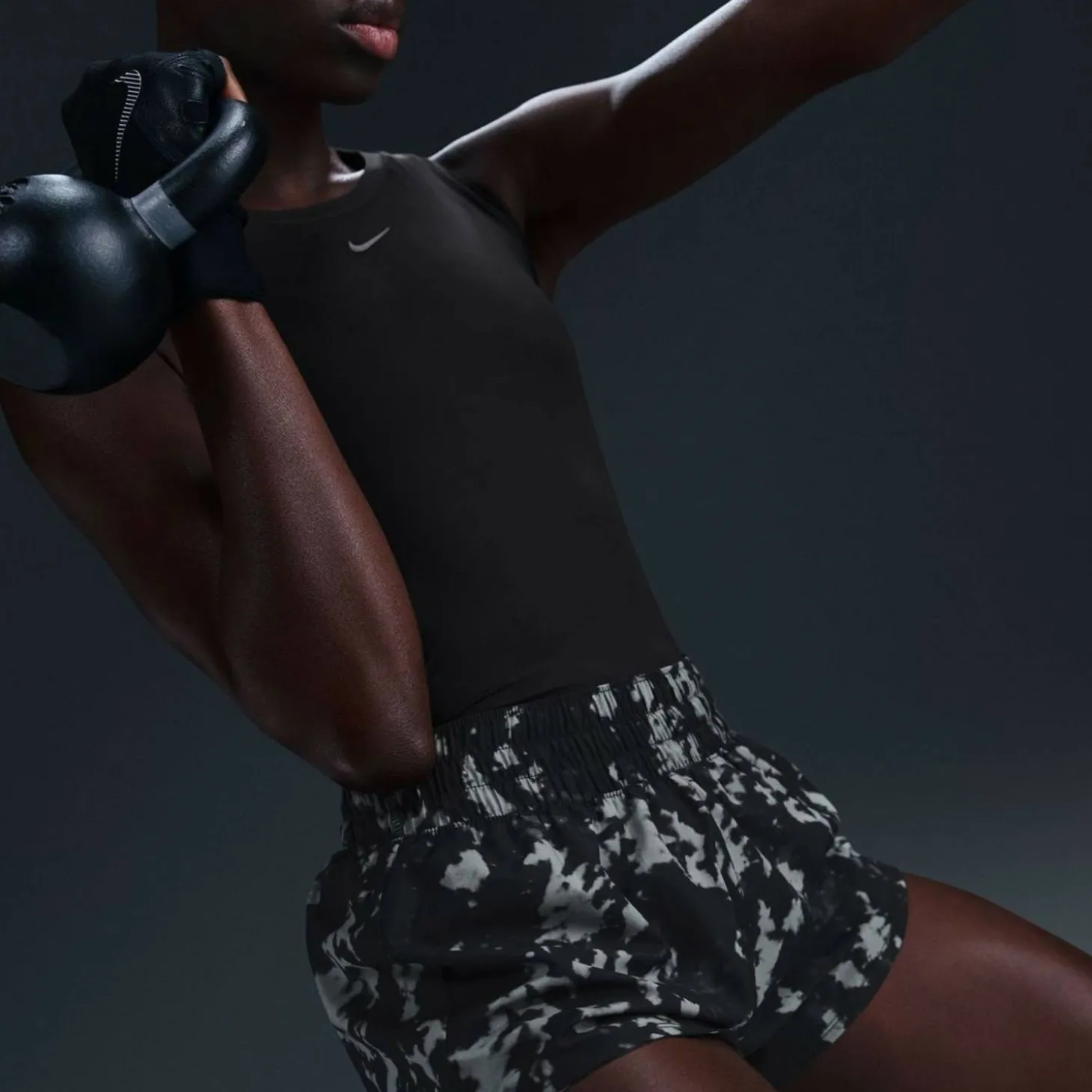 One Dri-Fit -Lined Printed Damen Shorts