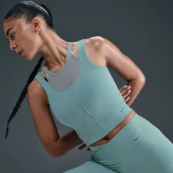 One Fit ted Dri-Fit Cropped Damen T-Shirt