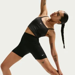 One High-Waisted 5