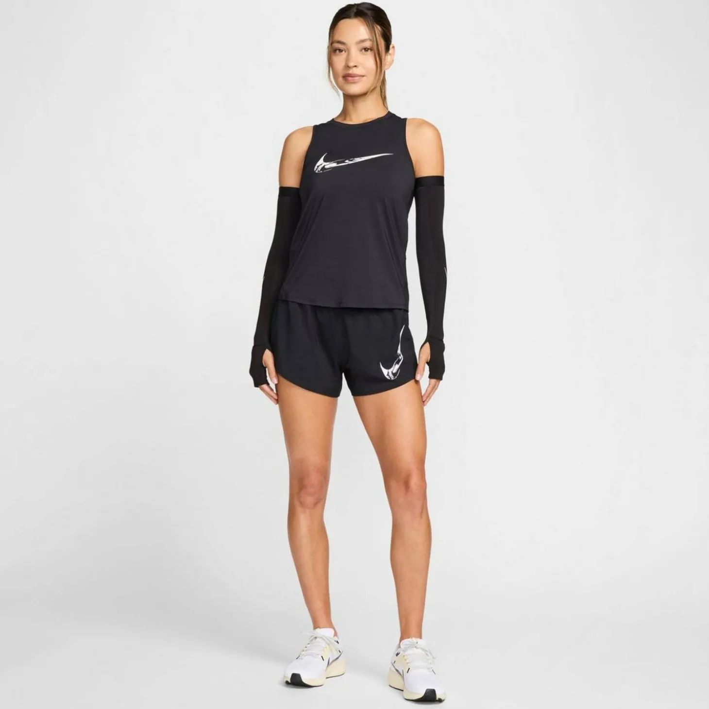 One Swoosh Dri-Fit Mid-Rise-Lined Damen Shorts