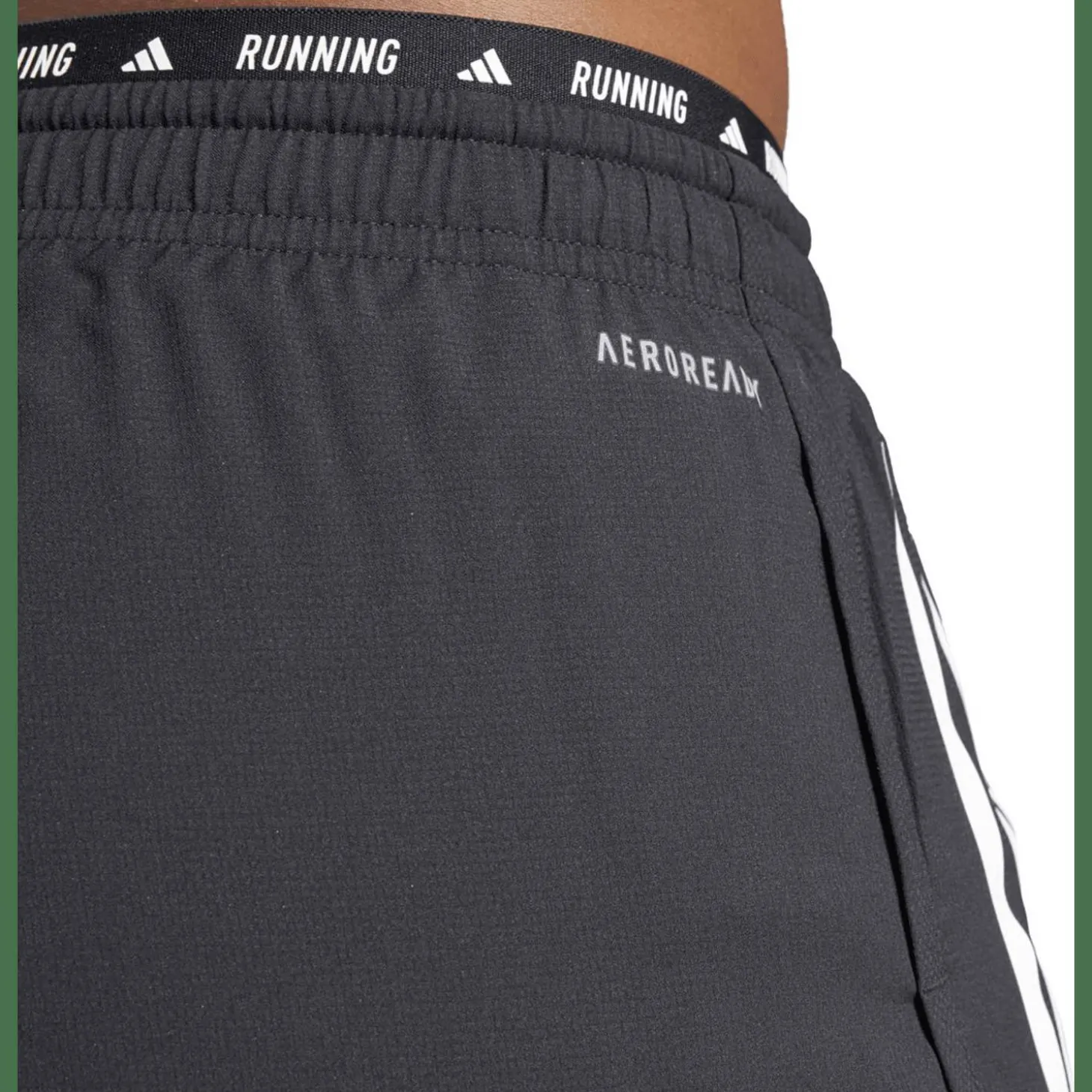 Own the Run 3-Streifen 2-in-1 Damen Shorts