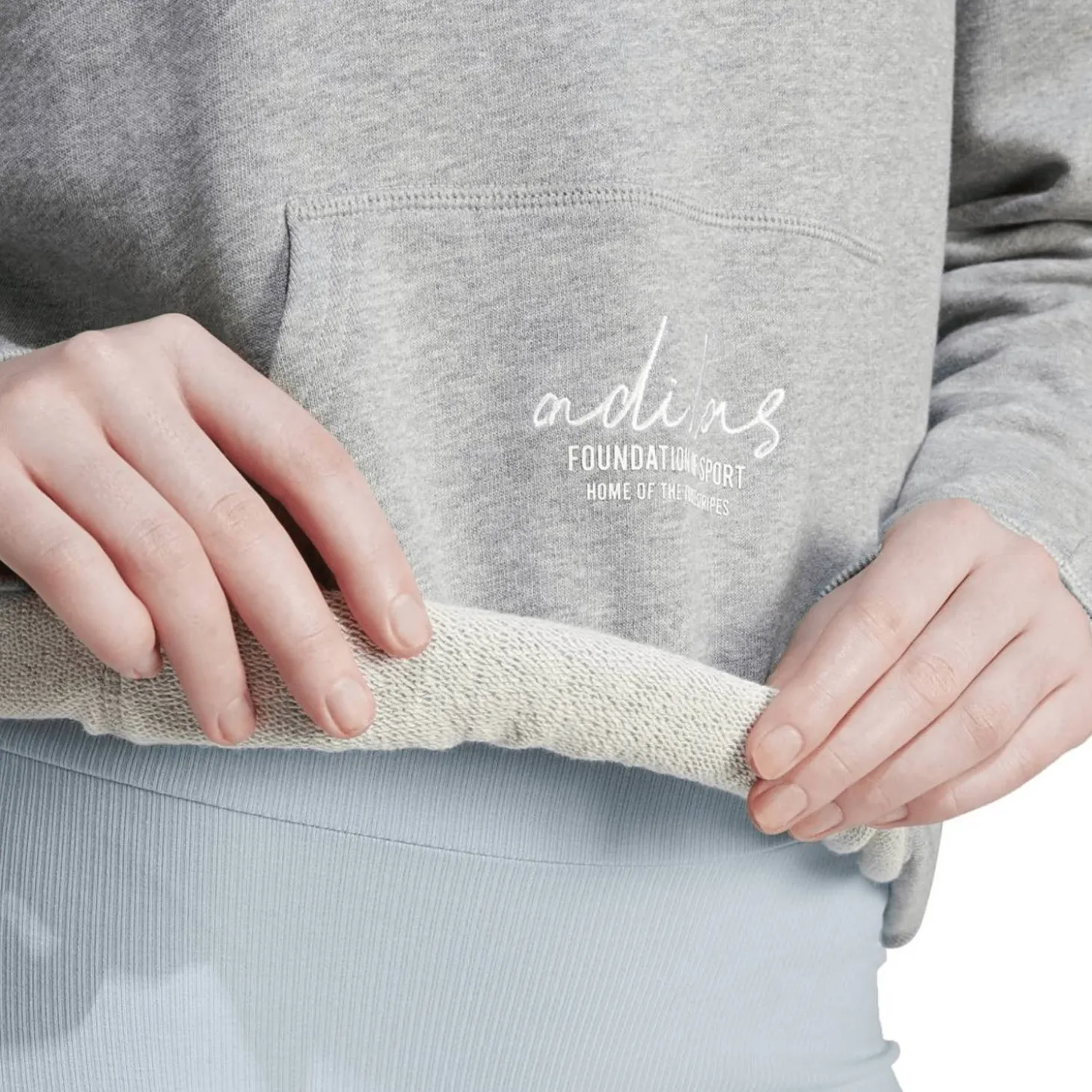 Signature Graphic Embroidery French Terry Loose Damen Kapuzensweater