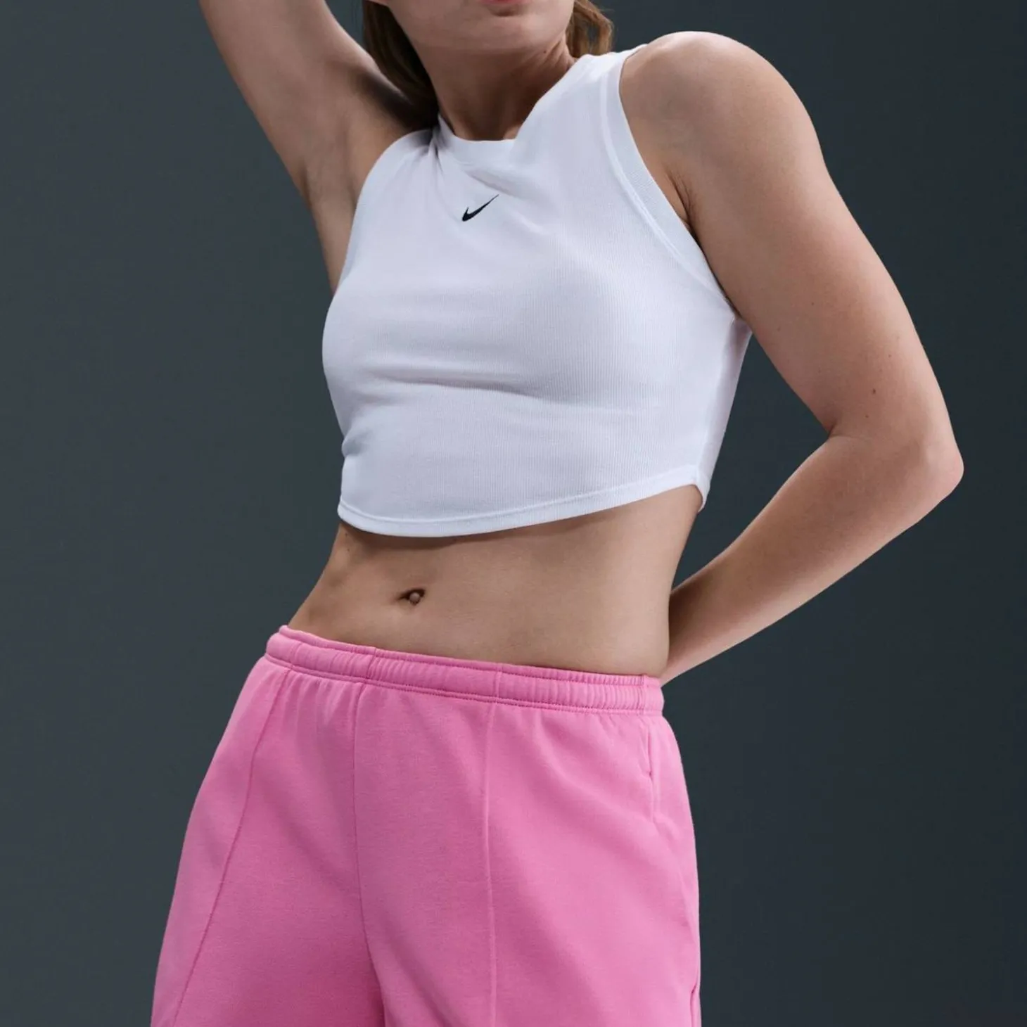 Sportswear Chill Terry Mid-Rise 4" French Terry Damen Shorts