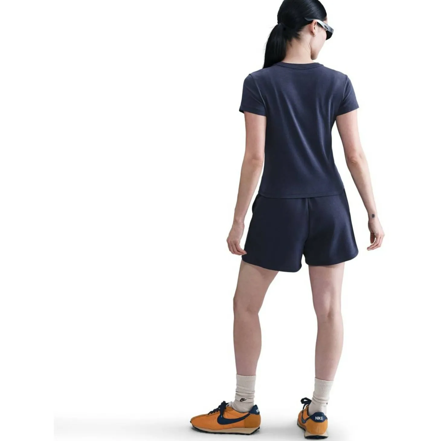 Sportswear Chill Terry Mid-Rise 4" French Terry Damen Shorts