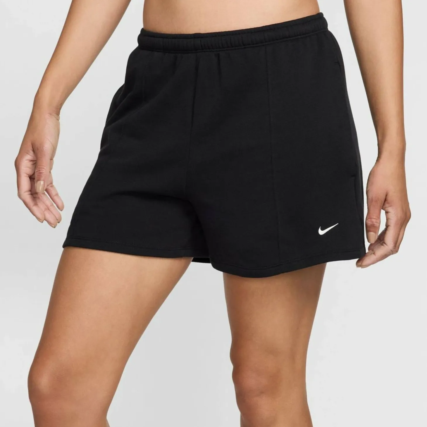 Sportswear Chill Terry Mid-Rise 4" French Terry Damen Shorts