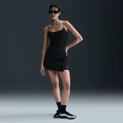 Sportswear Essential Woven Skort Damen Shorts