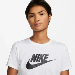 Sportswear Essentials Logo Damen T-Shirt