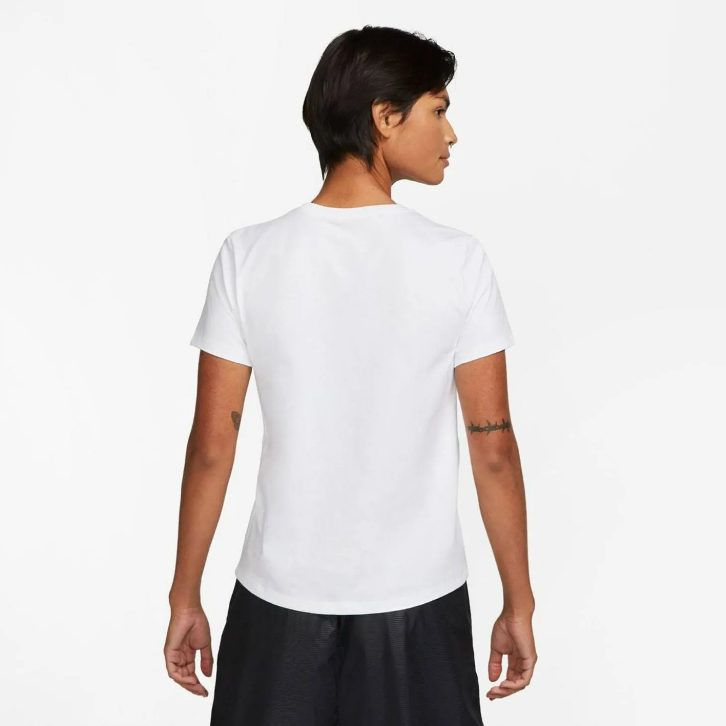 Sportswear Essentials Logo Damen T-Shirt