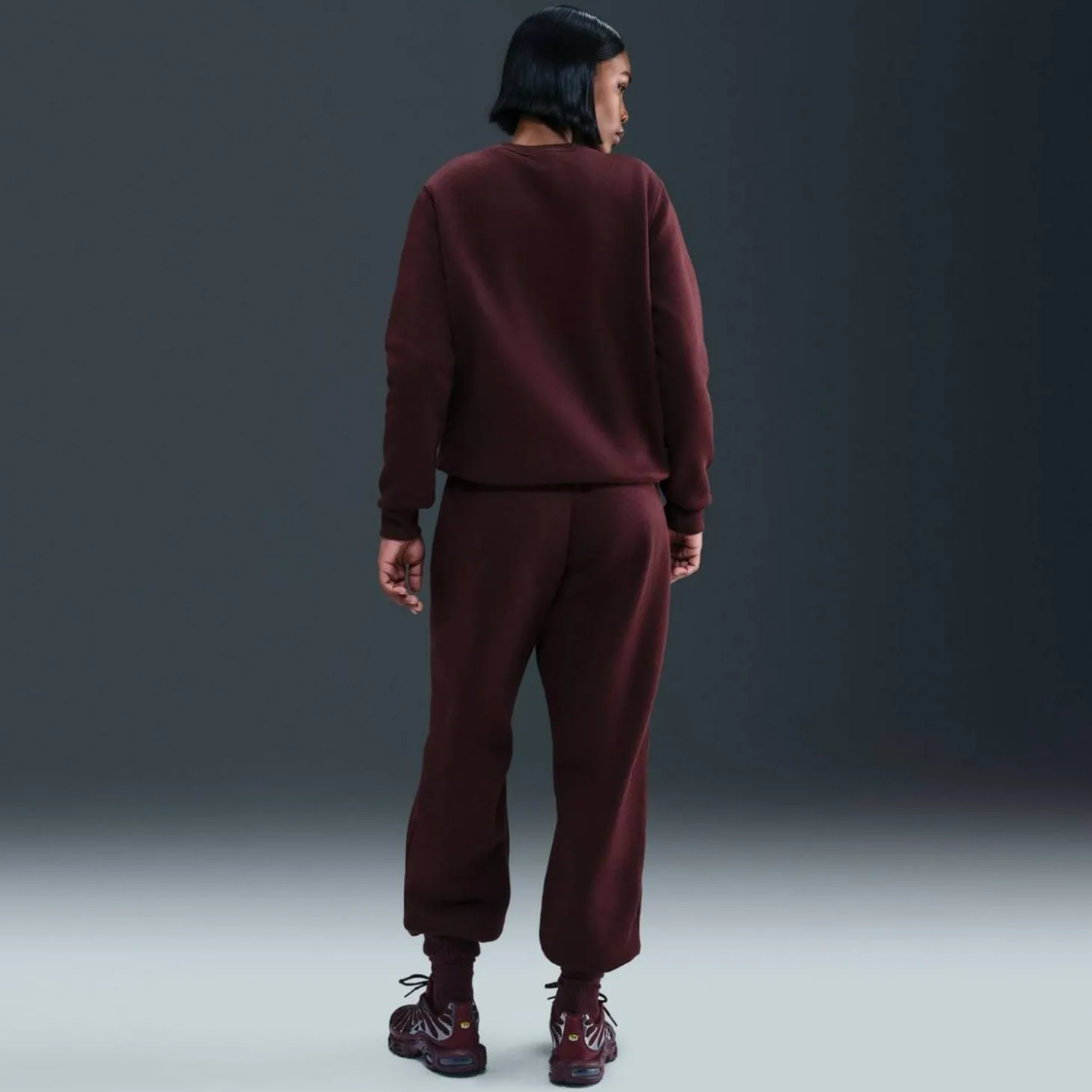 Sportswear Phoenix High-Waisted Oversized Damen Trainingshose