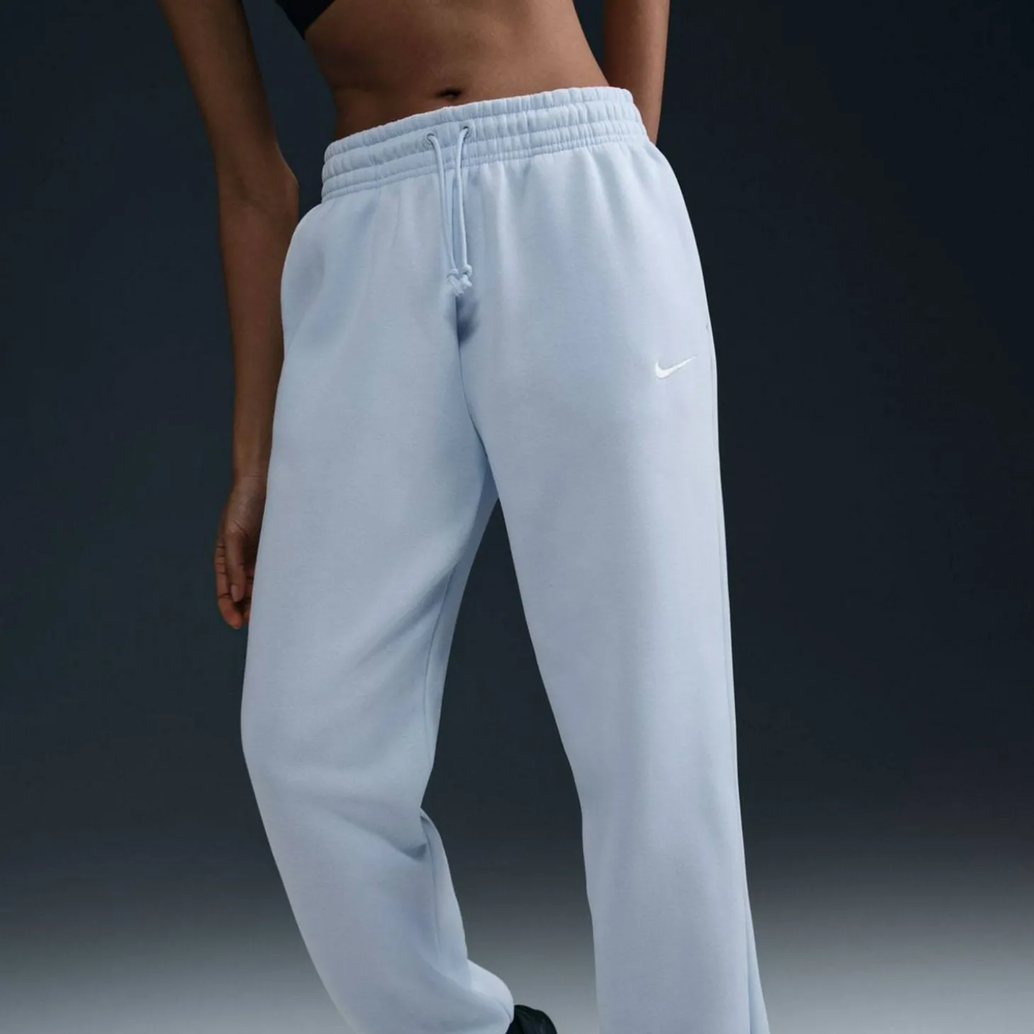 Sportswear Phoenix High-Waisted Oversized Damen Trainingshose