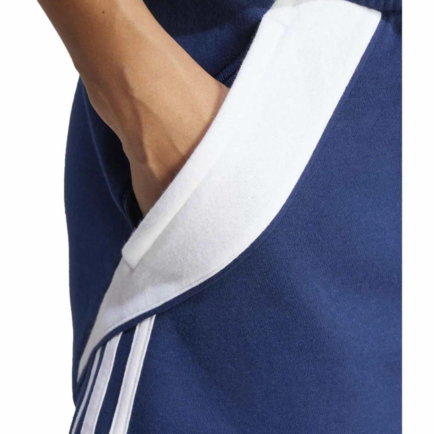 Tiro 24 Sweat Shorts Damen Teamhose