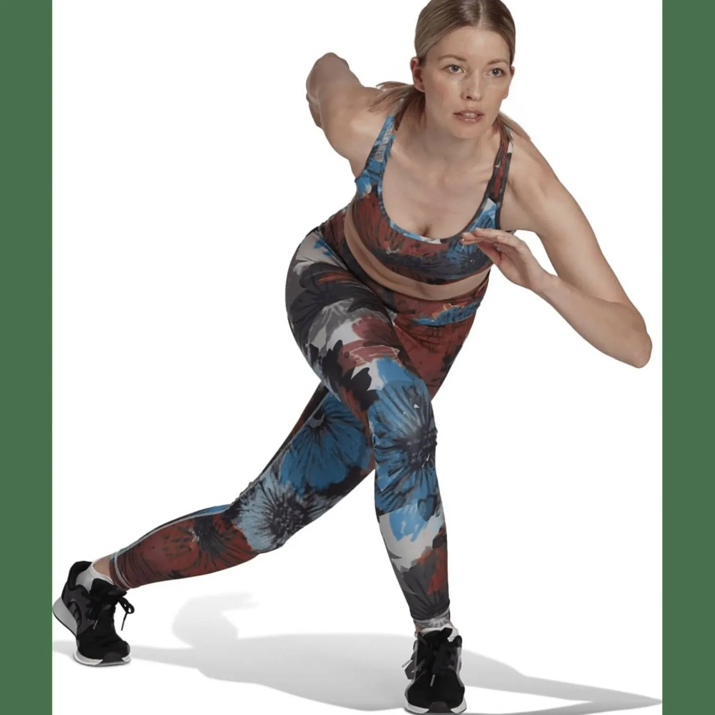 Training Essentials Printed High-Waisted Tight Damen Tights